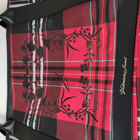 Victorias Secret Red Black Plaid Tote Bag. Limited Edition.  Size 20x11 - Picture 10 of 10